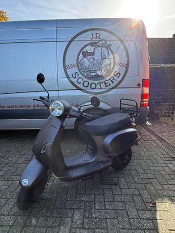 ScooterA-klasse (Geen Rijbewijs Nodig!), Vélos & Vélomoteurs