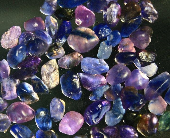 Gratis verzending - Ct. 45,00 saffier uit Birma Exclusieve, Verzamelen, Mineralen en Fossielen