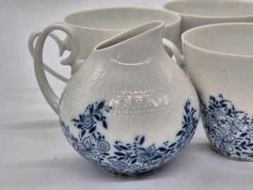Classic Rose Rosenthal Group – Tassen und Milchkännchen –
