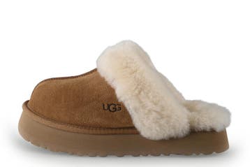 Ugg Pantoffels in maat 39 Bruin, Kleding | Dames, Bruin, Verzenden, Zo goed als nieuw, Pantoffels of Sloffen
