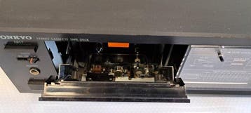 Onkyo - TA-2027 Audiocassette deck