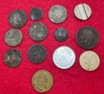 Koninkrijk Spanje. lote de 13 monedas/fichas a identificar