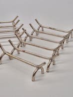 12 Messerbänkchen – versilbertes Metall – Mid-Century Design