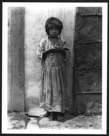 Tina Modotti (1896–1942) - Girl from Colonia de la Bolsa -