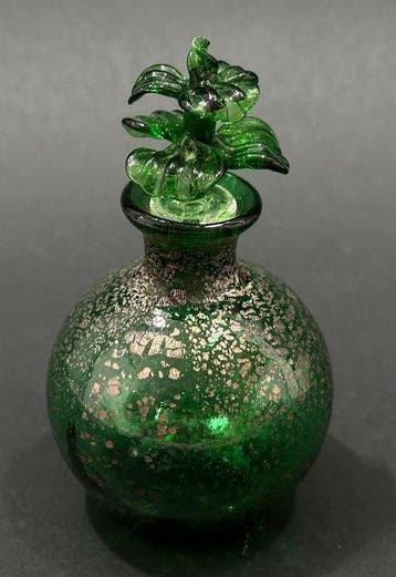 Parfumfles - Groen glas, zilveren bladeren en gebeeldhouwde