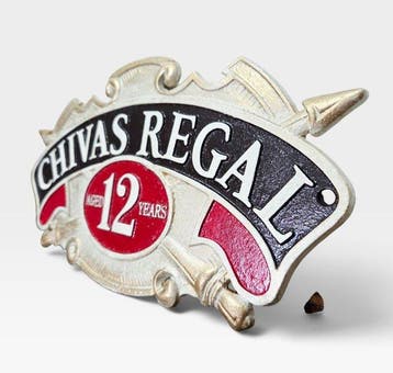 Reclamebord - Chivas Regal - Gietijzer