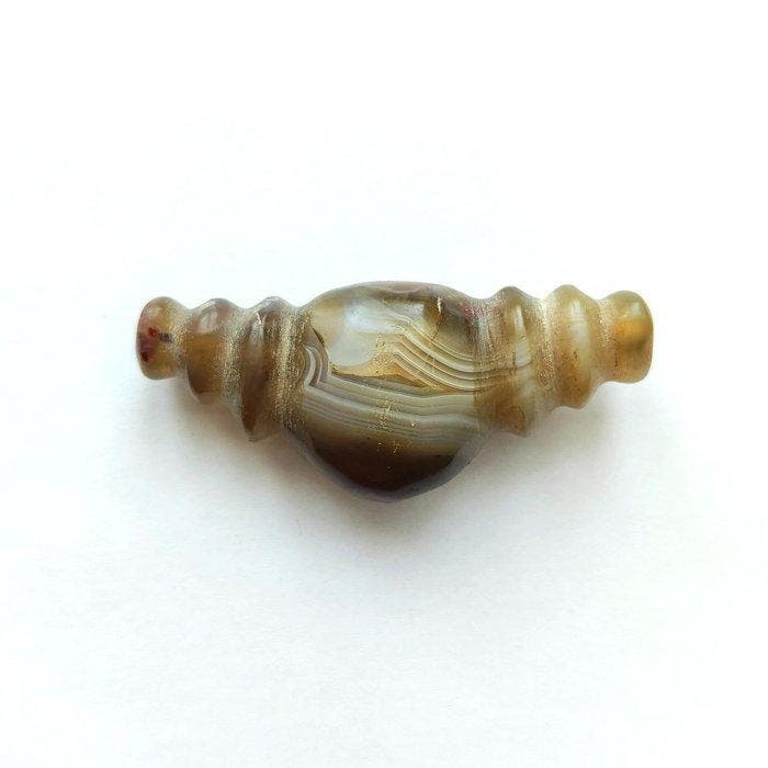 Ancient Tibetan-Burmese Natural Banded Agate Niervormige, Antiquités & Art, Antiquités | Autres Antiquités