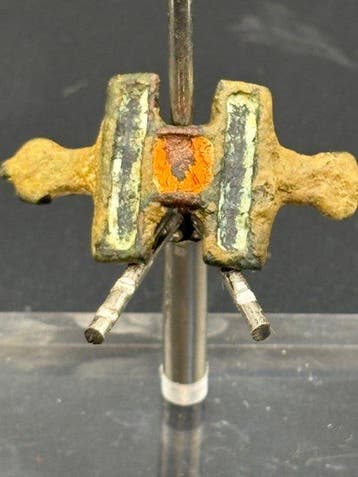 Romain antique, Empire Bronze Fibule décorée — IIe–IIIe