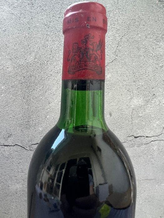 1975 Château Montrose, L. Charmolieu - Saint-Estèphe 2ème, Collections, Vins