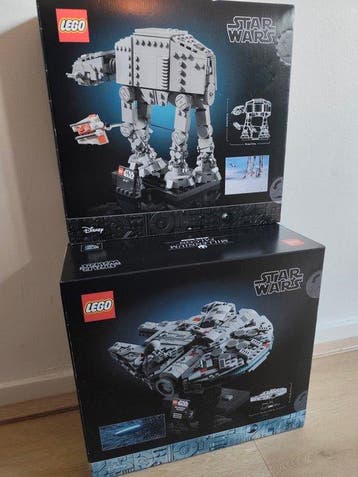 Lego Set - Star Wars - AT-AT; Millennium Falcon