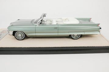 Stamp 1:43 - Modelauto - Cadillac Series 62 open convertible, Nieuw