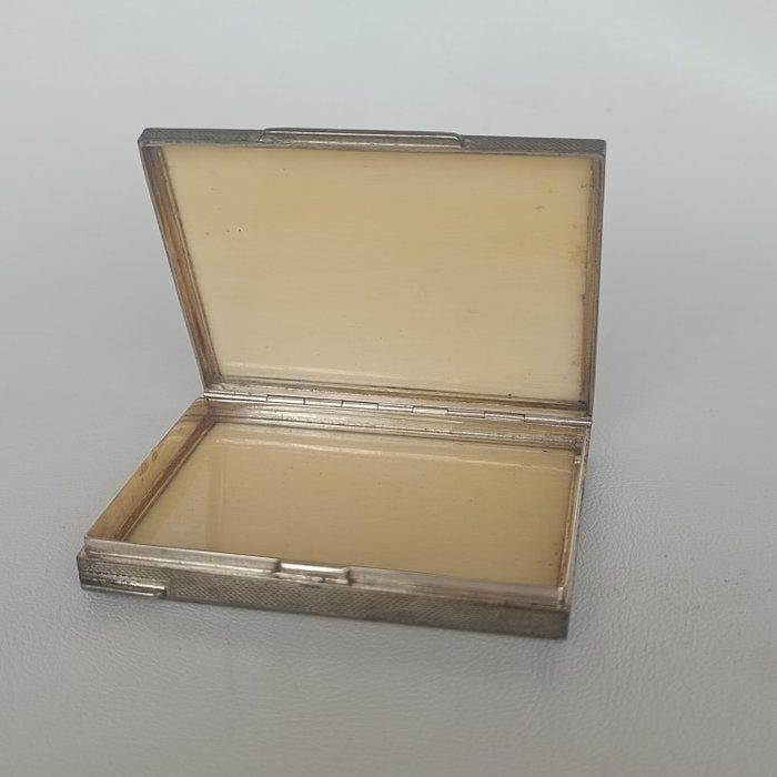 sigaretten dispenser - .800 zilver, Verzamelen, Rookartikelen, Aanstekers en Luciferdoosjes