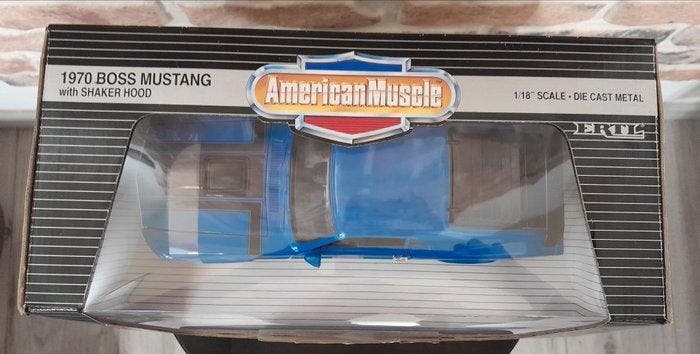 Ertl 1:18 - Modelauto - Ford Mustang Boss 302 1970 -, Hobby en Vrije tijd, Modelauto's | 1:5 tot 1:12