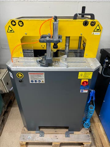 TUGRA kops freesmachine aluminium, Doe-het-zelf en Bouw, Zo goed als nieuw