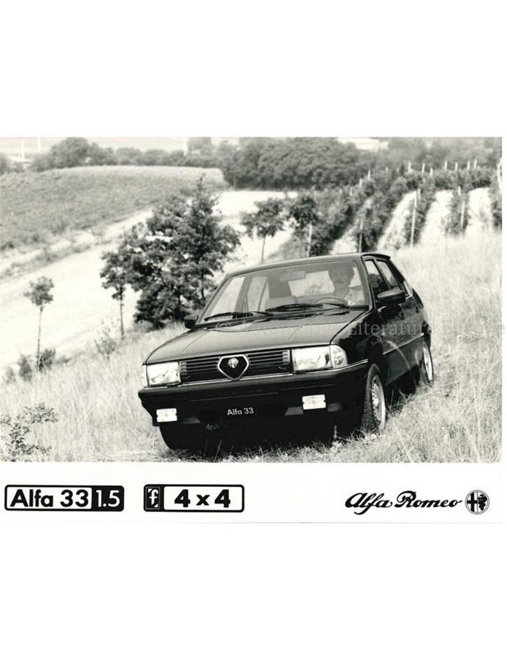 1983 ALFA ROMEO 33 1.5 4X4 PERSFOTO, Livres, Autos | Brochures & Magazines