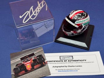 Ferrari - Charles Leclerc - 2021 - 1:5-schaal helm, Verzamelen, Nieuw
