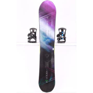 152 dames snowboard NITRO VICTORIA, Black/purple, CAMBER (TO, Sport en Fitness, Verzenden, Gebruikt