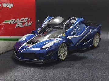 Bburago 1:18 - Model sportwagen - Ferrari FXX K Evo -, Hobby en Vrije tijd, Nieuw