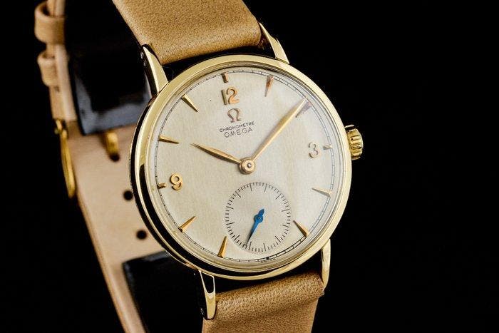 Omega - Vintage 14K Gold Chronometre Cal 30T2RG Rare - Heren, Bijoux, Sacs & Beauté, Montres | Hommes