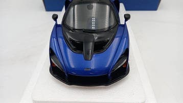 Autoart 1:18 - Voiture miniature - McLaren Senna - (cod.16), Hobby en Vrije tijd, Nieuw
