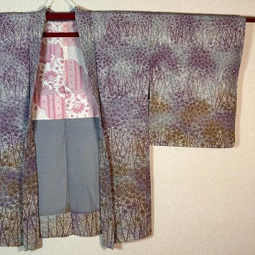 Dames Haori: Tak- en bladpatroon, Gradatieverf, Zuivere