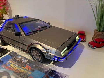 Eaglemoss 1:8 - Modelauto - DMC DeLorean, Hobby en Vrije tijd, Nieuw
