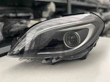 MERCEDES B KLASSE W246 XENON KOPLAMP LINKS A2468207161, Verzenden