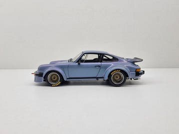 Exoto 1:18 - Modelauto - Porsche 911 934 Turbo RSR - Laguna