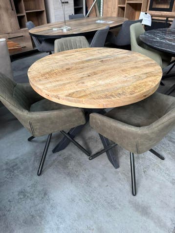 Aanbieding: tafel + 3 stoelen: 500 euro, Huis en Inrichting, Tafels | Eettafels, Nieuw, Overige houtsoorten