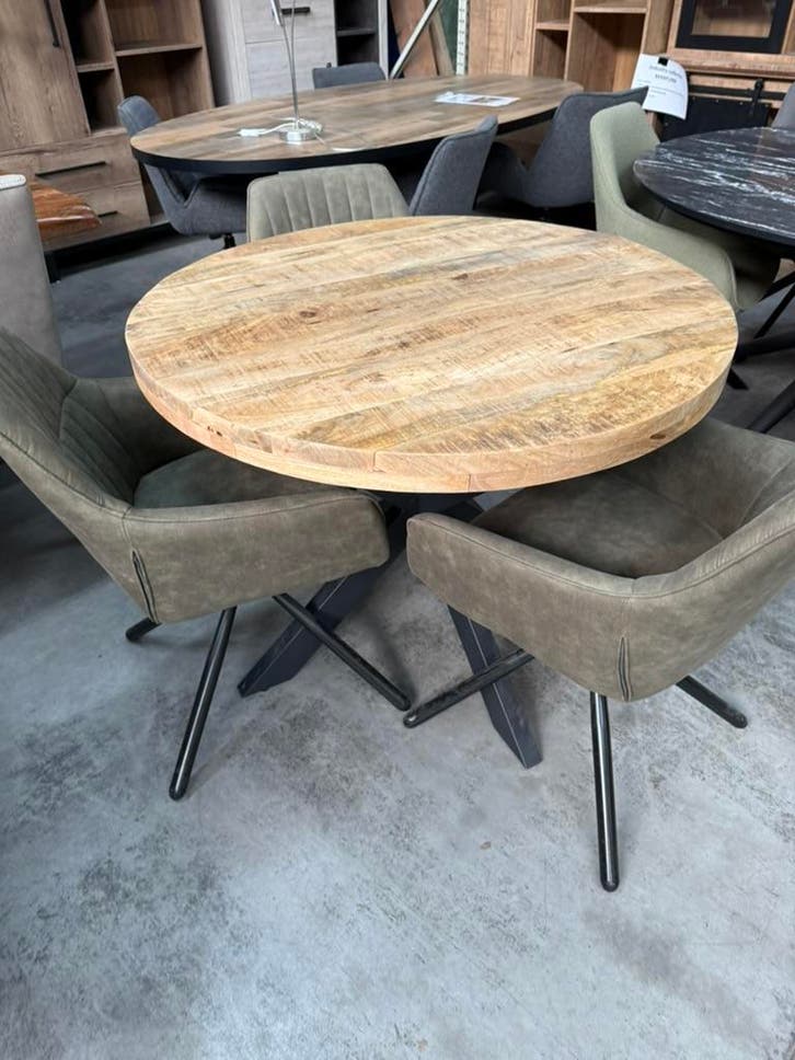 Aanbieding: tafel + 3 stoelen: 500 euro, Maison & Meubles, Tables | Tables à manger