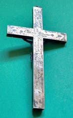 Crucifix - Ebbenhout en zilver - 1850-1900 - Kruis hanger, Antiek en Kunst