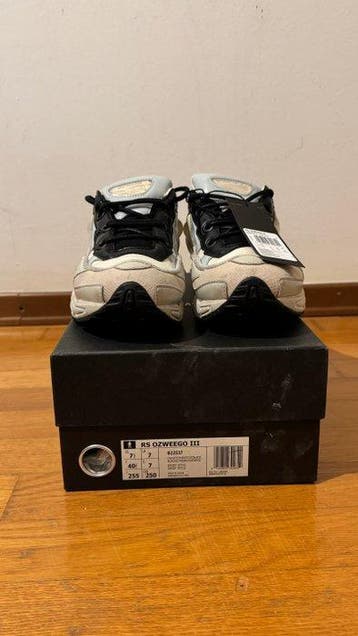 Adidas - RS OZWEGO III - Sneakers - Maat: EU 40, Nieuw