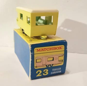 Matchbox 1:64 - Modelauto - Trailer Caravan (23)