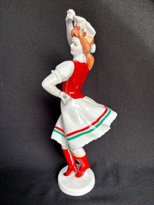 Hollohaza - Figurine - Hongaarse folkloristische danseres -, Antiquités & Art, Antiquités | Verre & Cristal