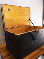 Kist - Grote militaire kist - Staal, Vurenhout