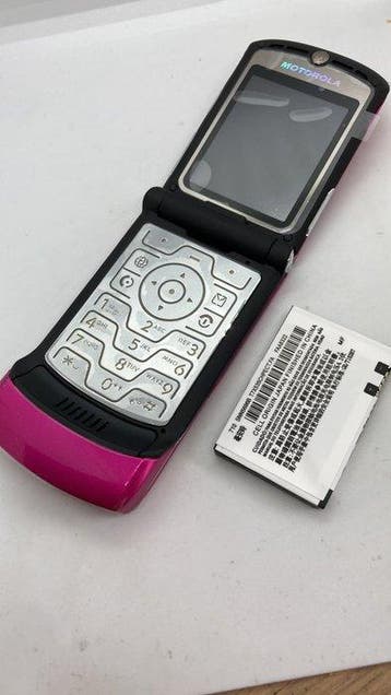 Motorola V3 - Mobiele telefoon - In vervangende verpakking, Nieuw