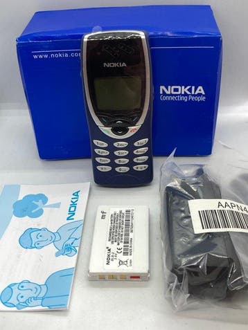Nokia 8210 - Mobiele telefoon - Met reprobox, Nieuw