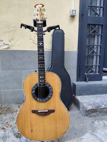 Ovation - Custom Legend n. 1719 - - Guitare acoustique -
