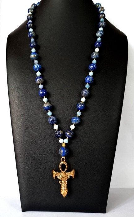 Lapis-lazuli en blauwe calciet - Ankh-kruis (Ankh) en Horus, Antiquités & Art, Antiquités | Livres & Manuscrits