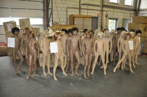 *TIP*  Zeer realistische kinder etalagepoppen van zeer excl, Articles professionnels, Aménagement de Bureau & Magasin | Commerce & Inventaire