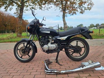Kawasaki - GPZ 550 F - NO RESERVE - 550 cc - 1984
