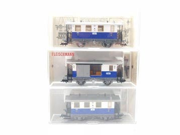 Fleischmann H0 - 5053/5054 - Wagon de passagers pour trains
