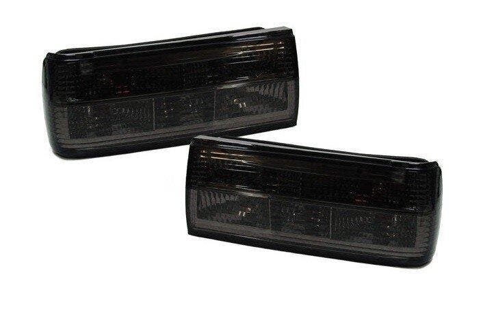 Smoke Donkere Achterlichten BMW 3 Serie E30 Type 2 B3065, Auto-onderdelen, Verlichting, Nieuw, BMW