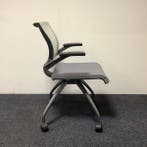 Ahrend 250 verrijdbare vergaderstoel met kunststof rug,, Huis en Inrichting, Stoelen, Gebruikt, Zwart, Eén