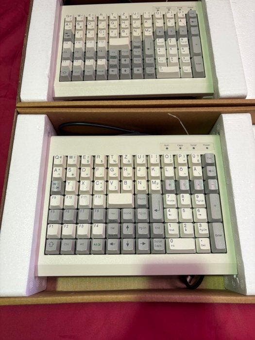 commander Preh Commander M84 toetsenborden – New Old Stock –, Games en Spelcomputers, Spelcomputers | Overige Accessoires