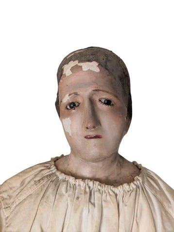 Escuela española - sculptuur, Antigua Virgen Cap i pota.
