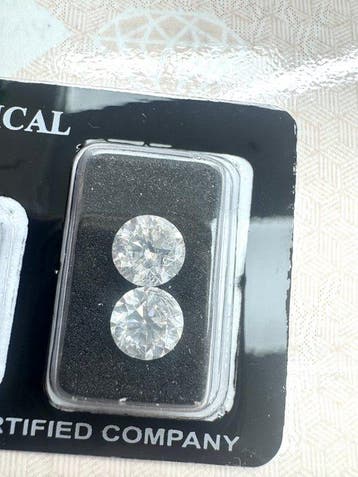 2 pcs Diamant (Natuurlijk) - 3.01 ct - Rond - F, G - SI2 -, Nieuw