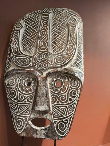 Handmade Mask 1/1 - Indonesië - 21e eeuw