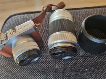Fujifilm X-A5 Mirrorless Digital Camera Kit - XC 15-45mm