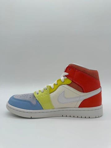 Nike - Nike Jordan 1 Mid To My First Coach (W) - Sneakers -